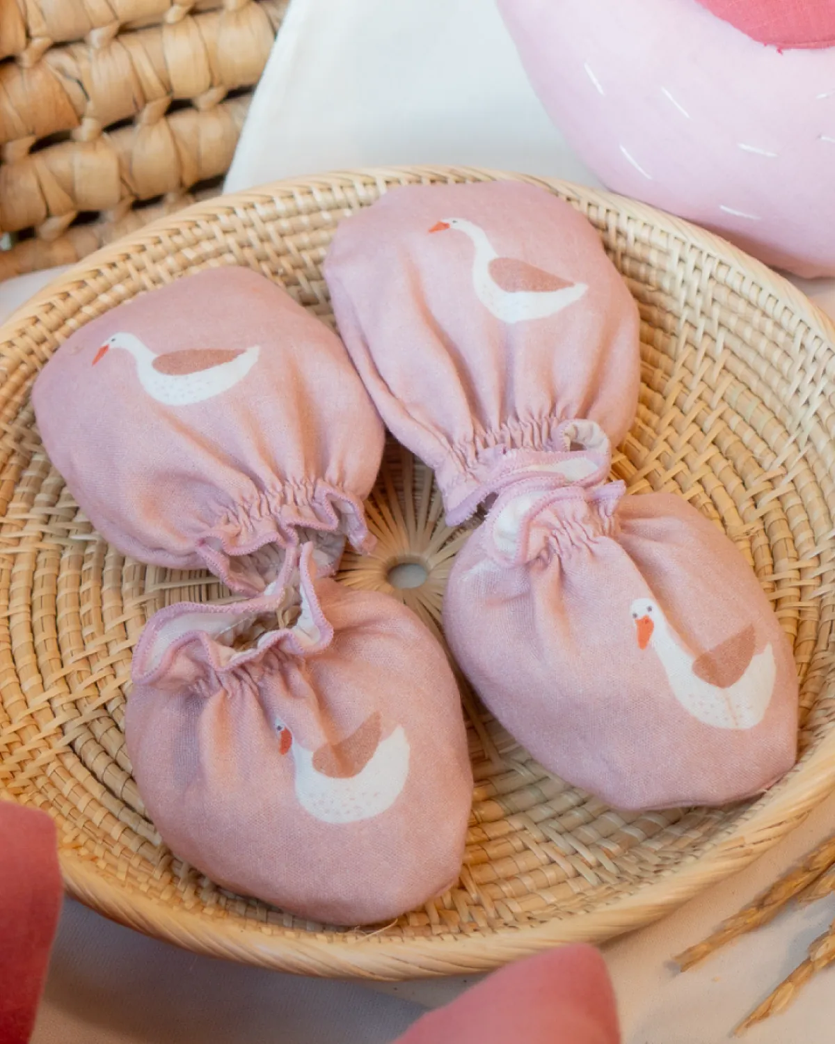 Newborn Baby Mittens & Socks 3